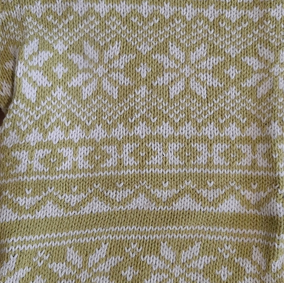 Chartreuse Nordic-pattern Van Heusen sweater - Picture 3 of 3